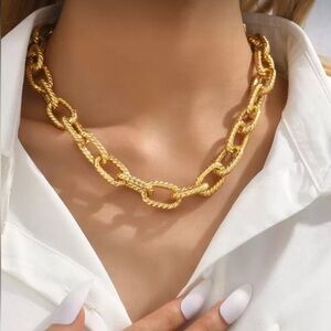 Lumiere Fine Gold Chain Necklace
